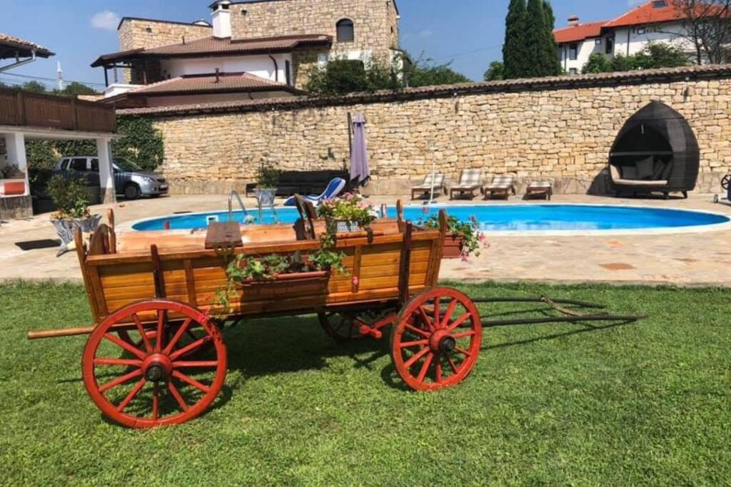 Angliiska Vila Arbanasi Exterior foto
